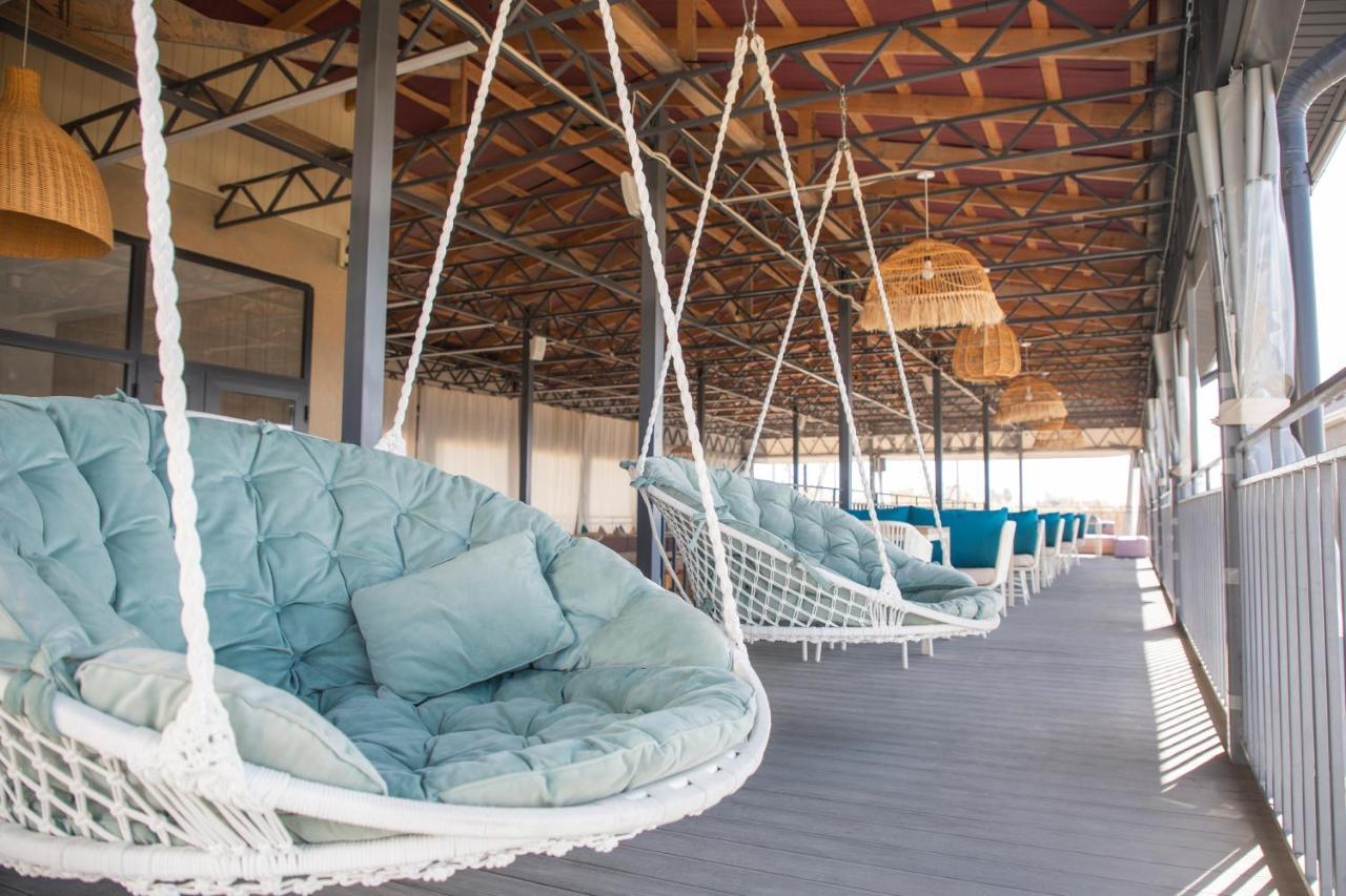Silence Hotel โชลปอน-อาตา ภายนอก รูปภาพ